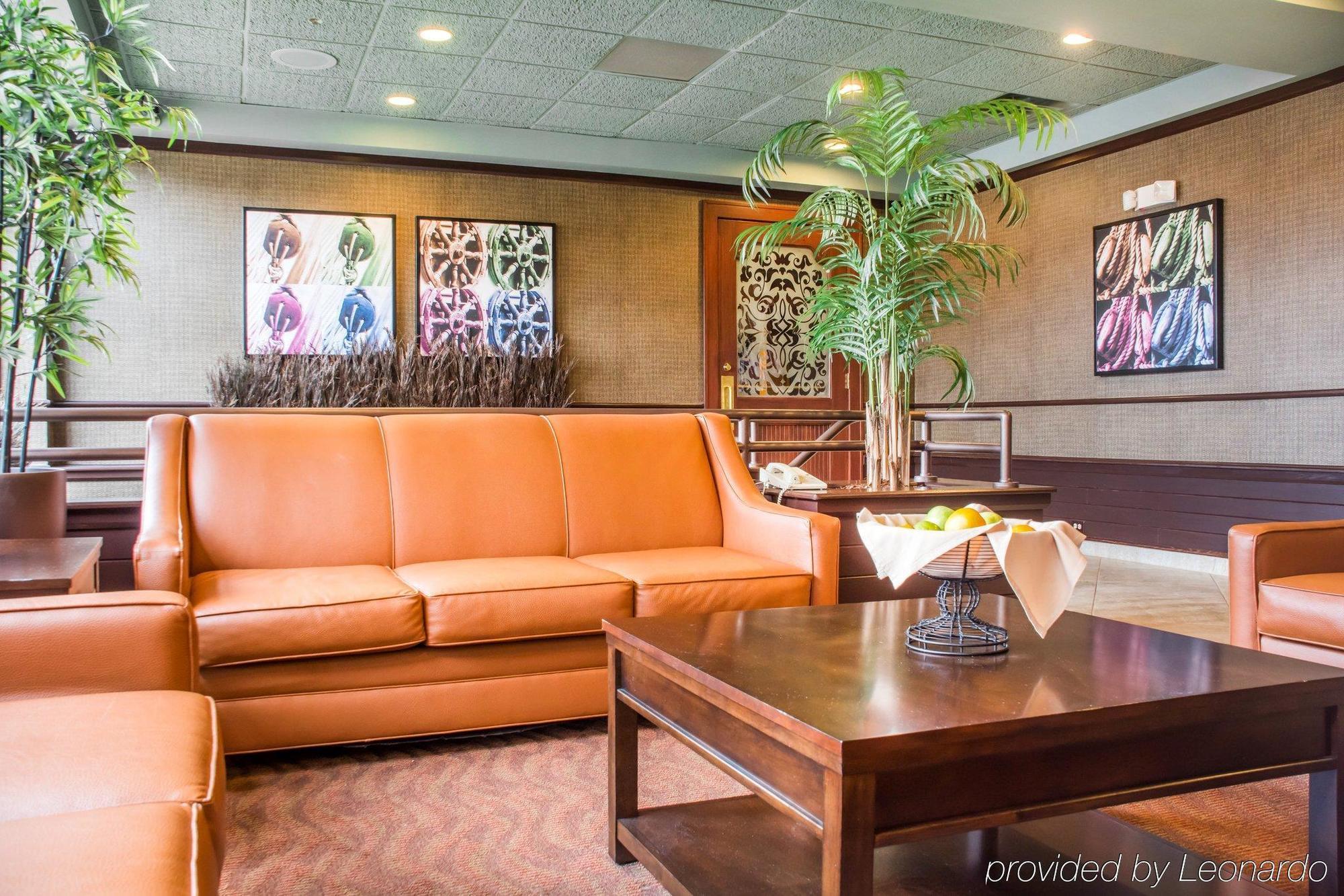 Clarion Hotel & Suites Riverfront Oswego Kültér fotó